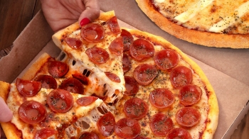 Domino’s revela o consumo de pizza dos brasileiros em 2025 
