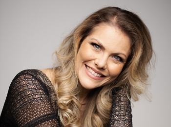 Katiussa De Werk: uma referência em ginecologia humanizada e cirurgia minimamente invasiva