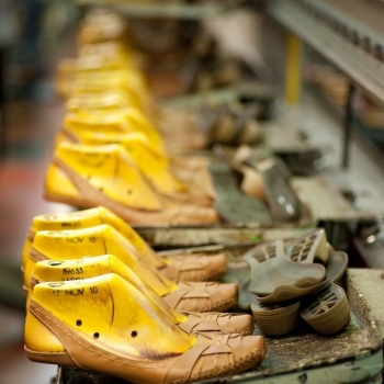 Com produção em queda, setor calçadista perde mais de 24 mil postos com avanço do Covid-19