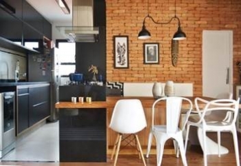 Apartamento ganha uma atmosfera acolhedora e propicia para convivência