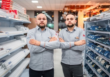 LOJA LUZ DO MUNDO: Uma história de trabalho, fé e sucesso no segmento da Construção!