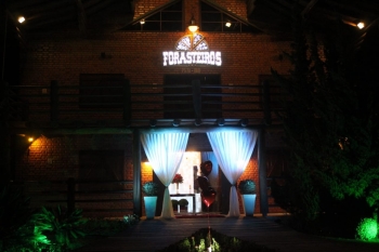 Forasteiros Pizza Bar