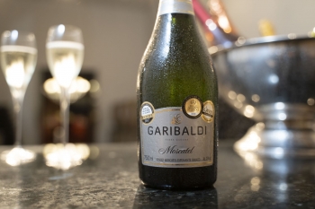 Espumante brasileiro é eleito um dos melhores do mundo em concurso francês