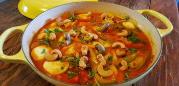 Caju é opção saudável e barata para substituir carne e peixes