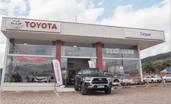 Nova Hilux chega a Tarpan