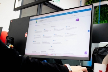 Rio do Sul é pioneira no uso de IA que ajuda cidadãos a pesquisar dados públicos no portal da transparência